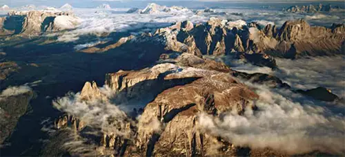 Le Dolomiti come bene seriale