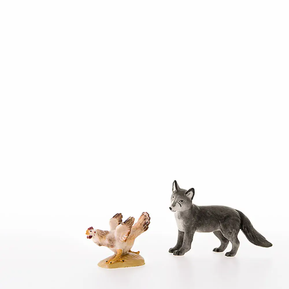 Hen running