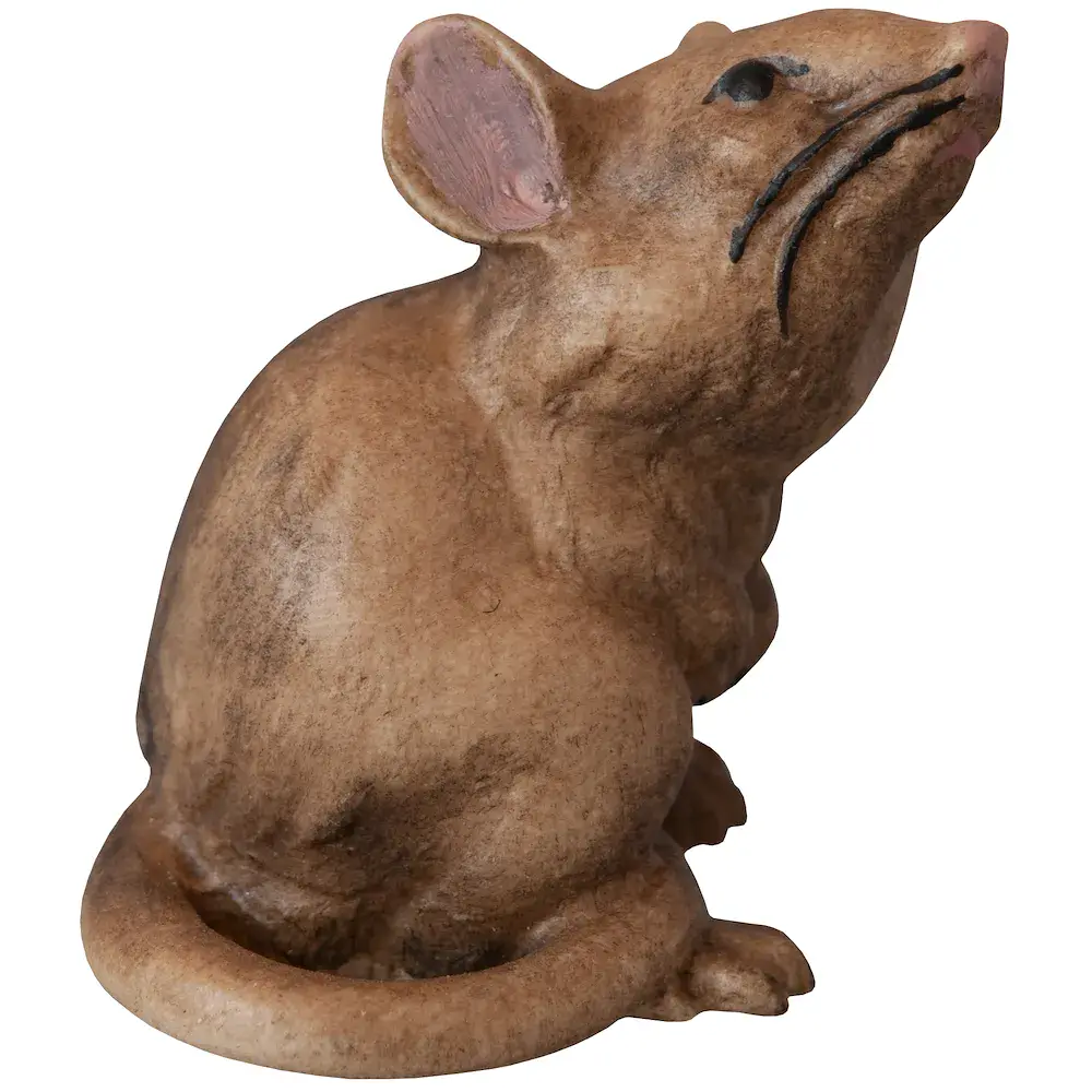 Mouse sitting