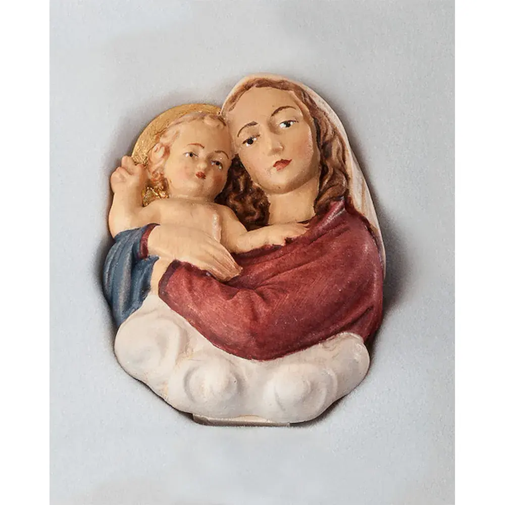 Maria con el nino (relieve)