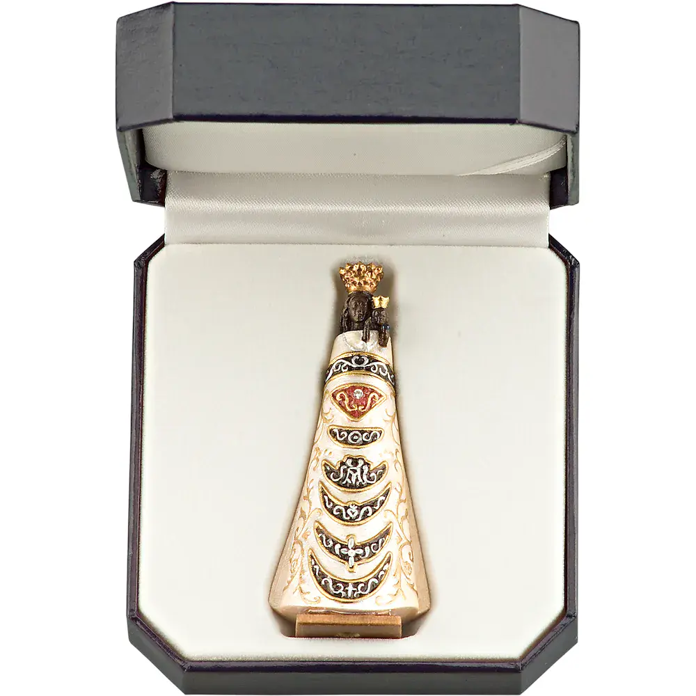Virgen de Loreto con el estuche