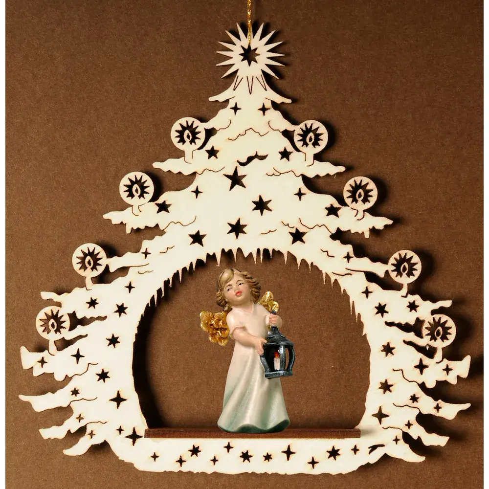 Weihnachtsbaum mit Engel Laterne