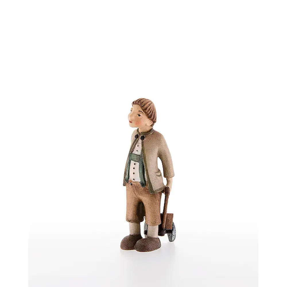 Bambino con carro