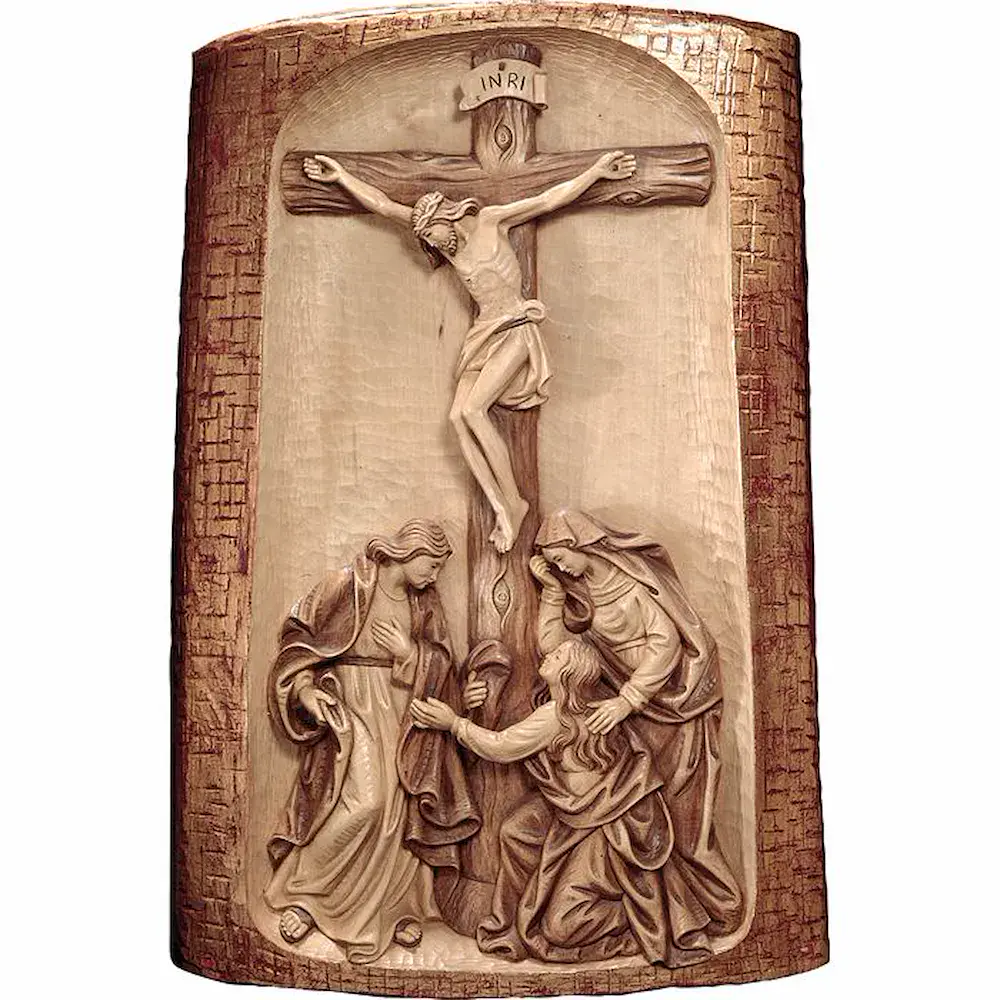 Relief cruzifixion group