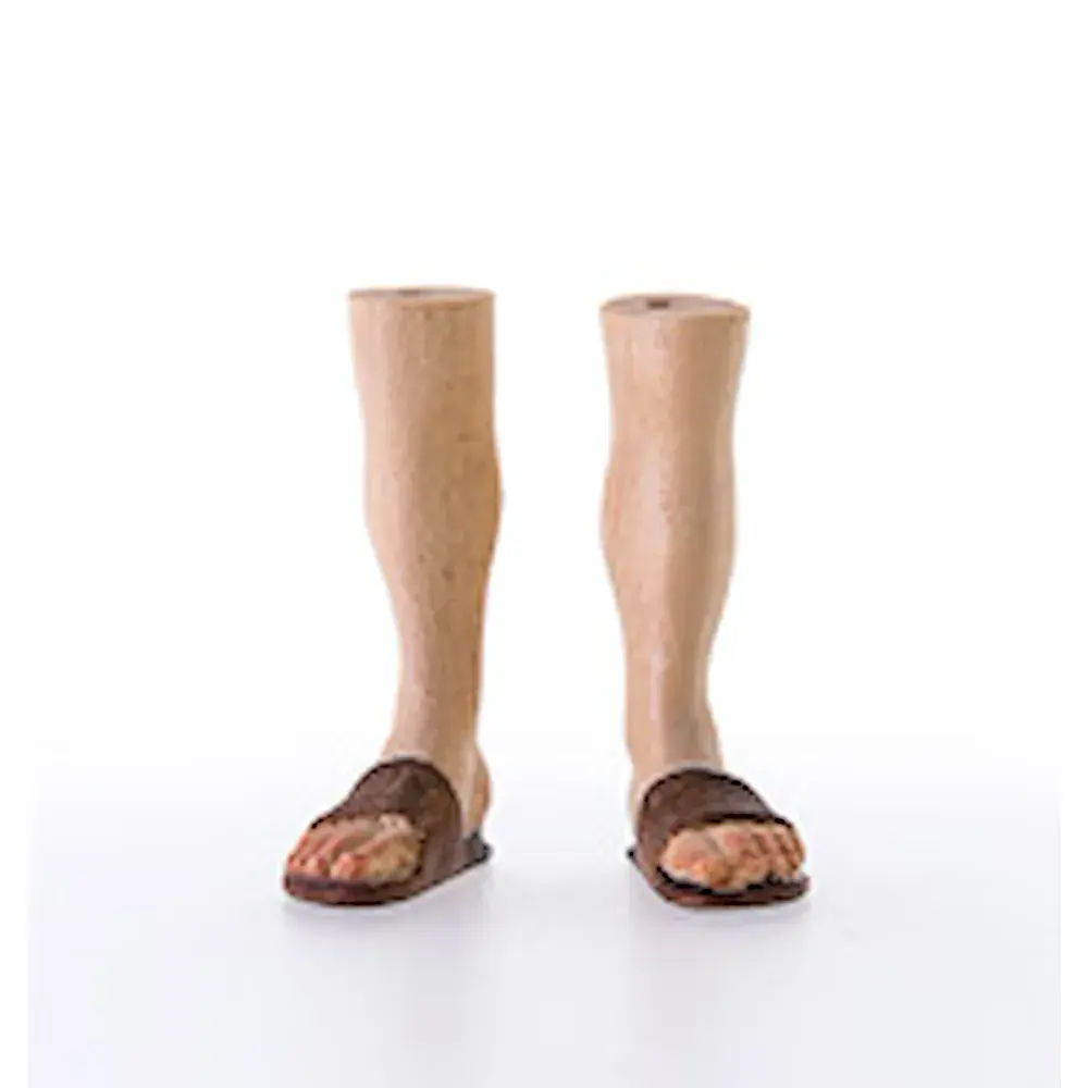 Hirt - Fuesse mit Sandalen