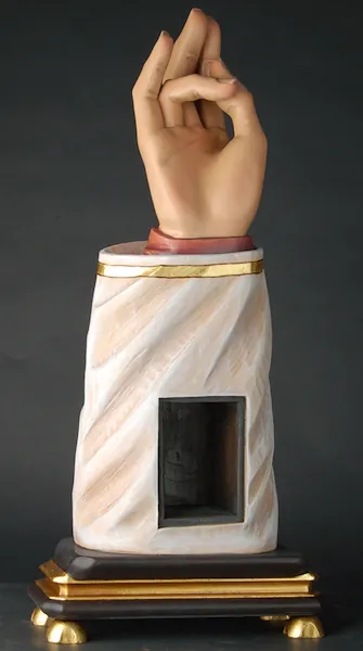 Reliquiar Hand