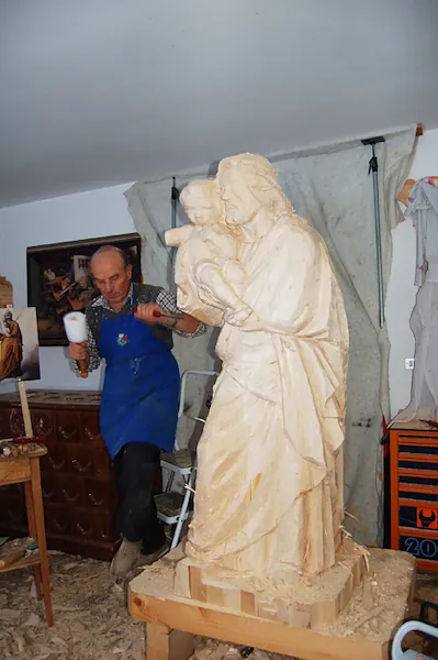 San José con azucena
